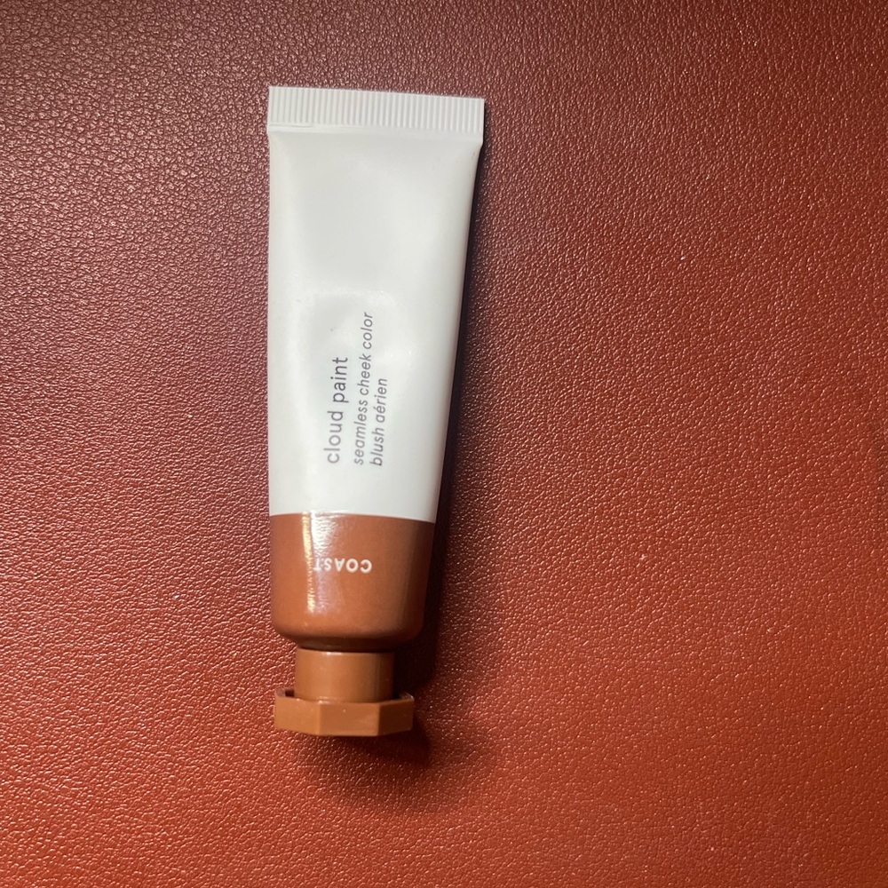 Glossier Cloud Paint Bronzer in Coast